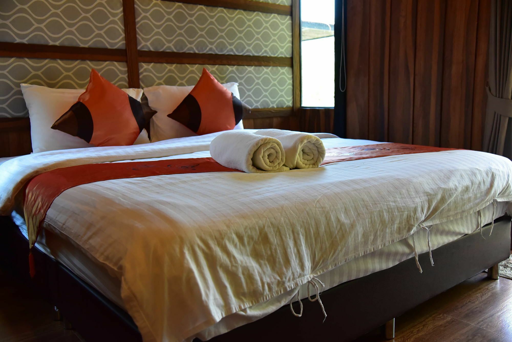 Dusit Talai Resort Nong Nam Daeng Exterior foto